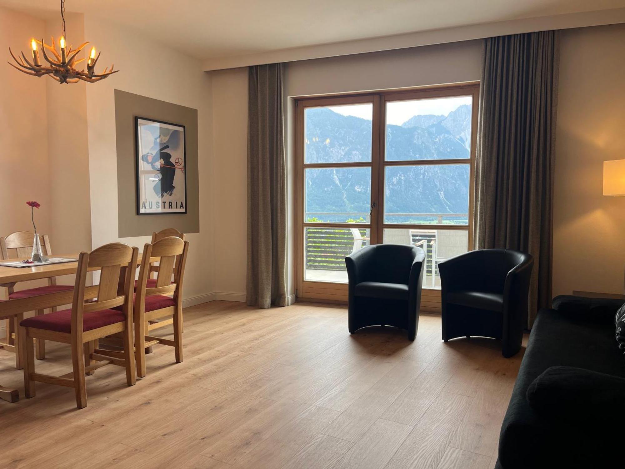 Sun Apartments - With Dolomiten Panorama Lienz Zewnętrze zdjęcie