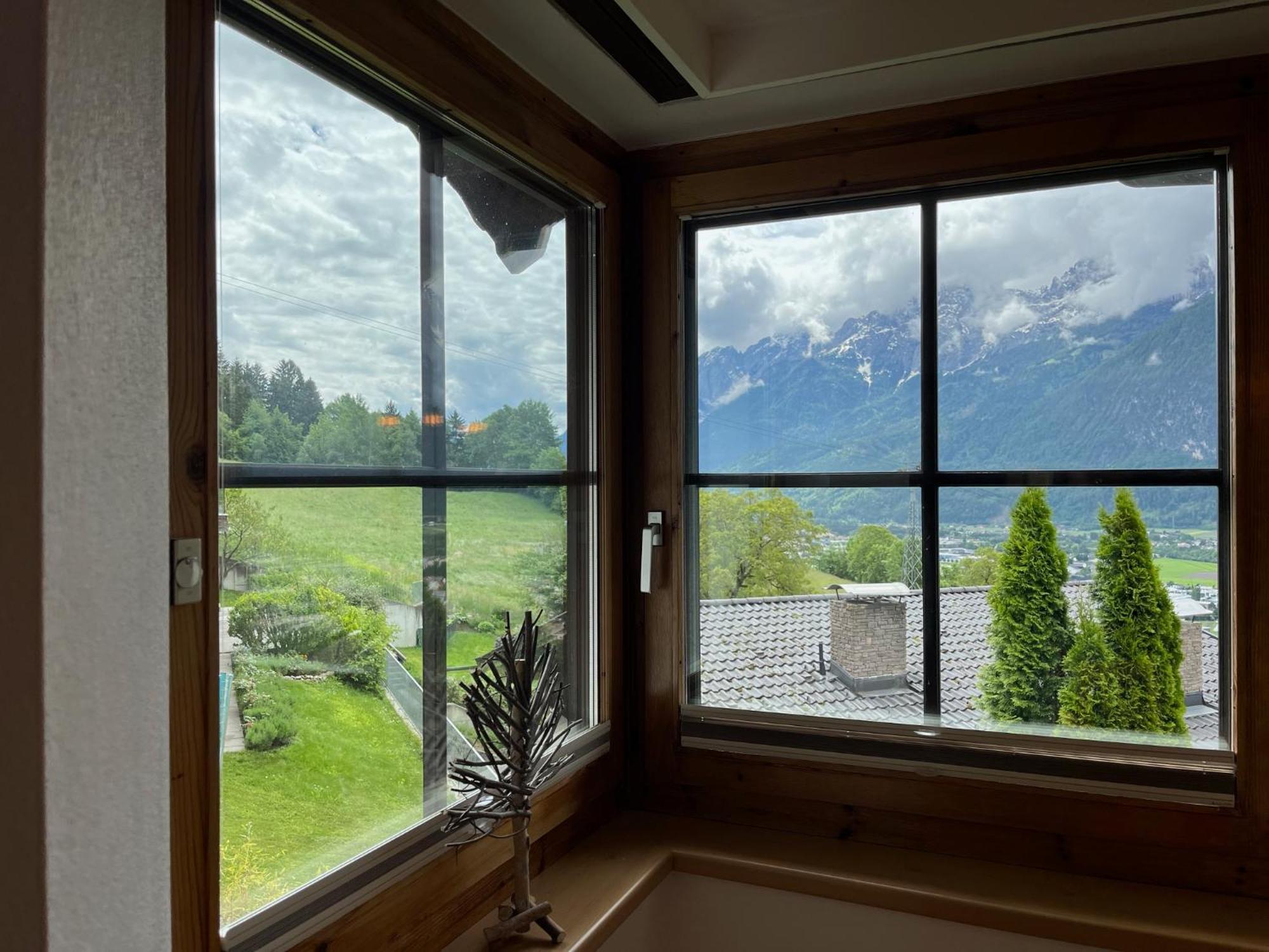 Sun Apartments - With Dolomiten Panorama Lienz Zewnętrze zdjęcie