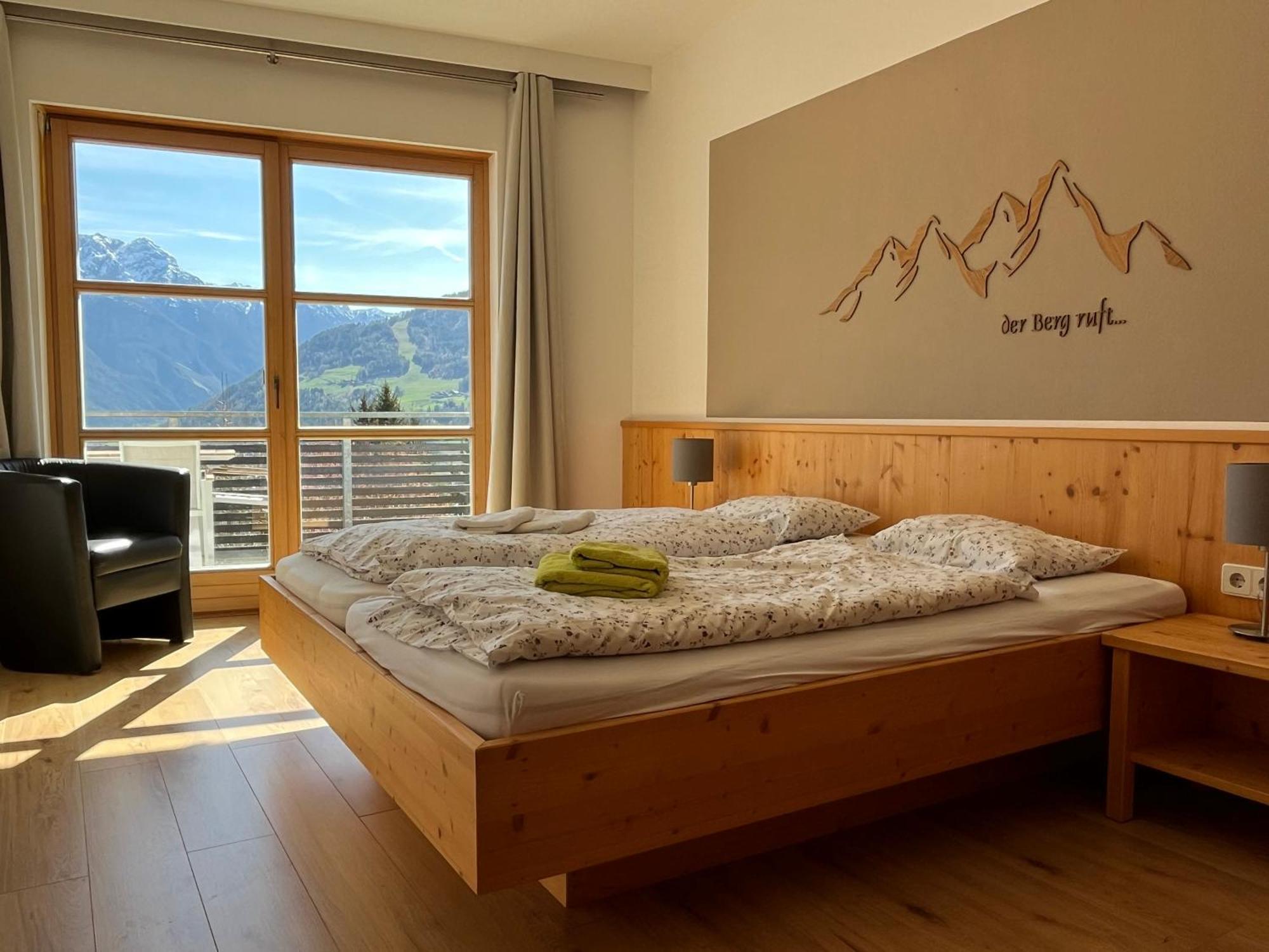 Sun Apartments - With Dolomiten Panorama Lienz Zewnętrze zdjęcie